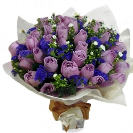 Attracive - 24 Stems In Bouquet
